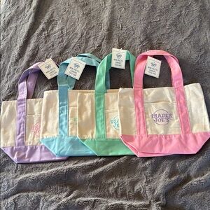 IN HAND NWT Trader Joe’s Pastel Mini Tote SET OF 4